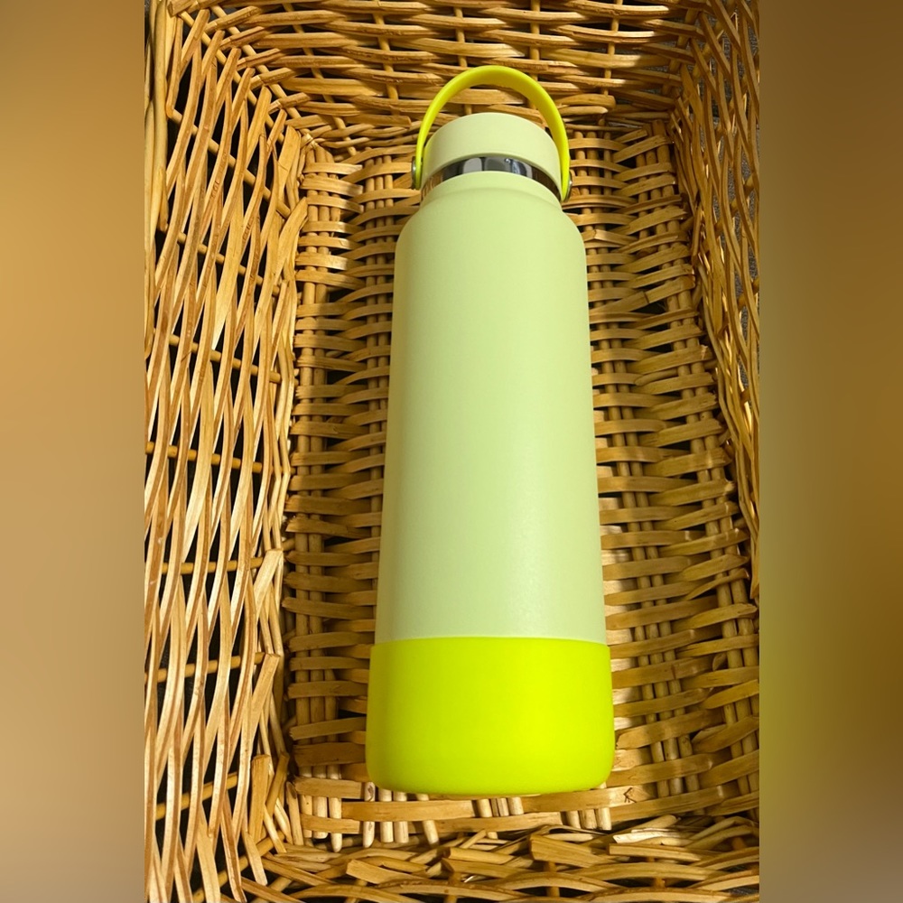 Hydro Flask - Picture 2 of 4